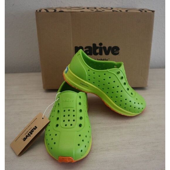 Native Kid's Sz C9 Palm Green/Pickle Green Robbie Sugarlite Slip-On Shoes - Picture 1 of 9